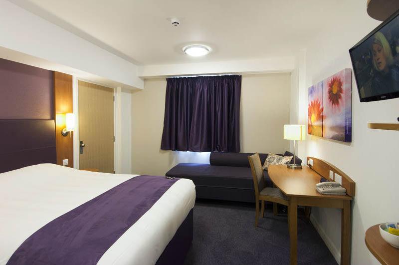 Premier Inn Ripley Exterior photo